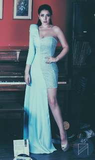 Haya Maraachli feet photo thumbnail