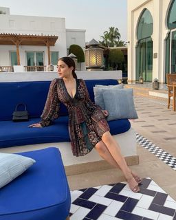 Haya Maraachli feet photo thumbnail