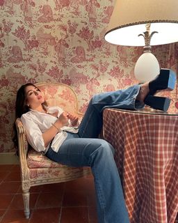 Haya Maraachli feet photo thumbnail