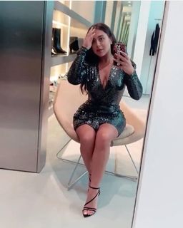 Haya Maraachli feet photo thumbnail