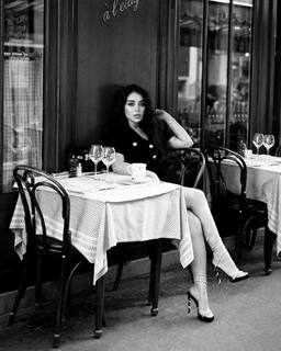 Haya Maraachli feet photo thumbnail