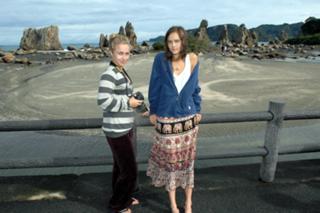 Hayden Panettiere feet photo thumbnail