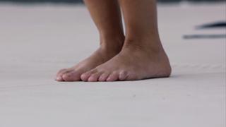 Hayden Panettiere feet photo thumbnail