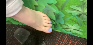 Haylee feet photo thumbnail