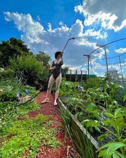 Haylee feet photo thumbnail