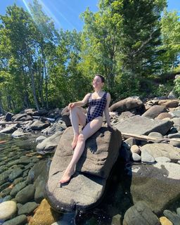 Haylee feet photo thumbnail