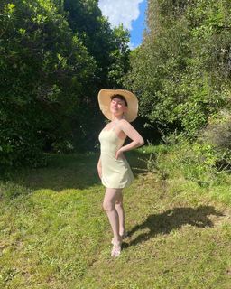 Haylee feet photo thumbnail