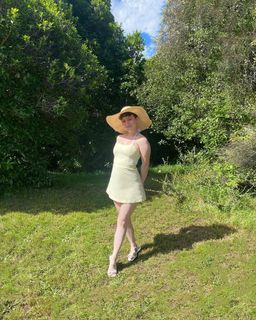 Haylee feet photo thumbnail