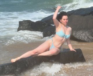 Haylee feet photo thumbnail