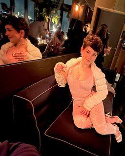 Haylee feet photo thumbnail