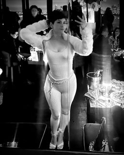 Haylee feet photo thumbnail