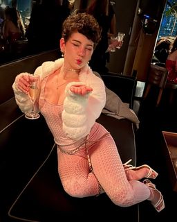 Haylee feet photo thumbnail