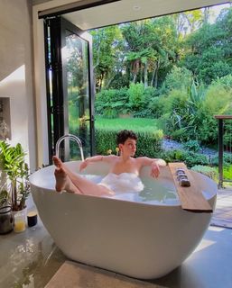 Haylee feet photo thumbnail