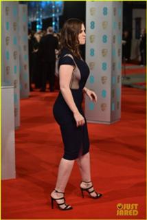 Hayley Atwell feet photo thumbnail
