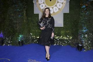 Hayley Atwell feet photo thumbnail