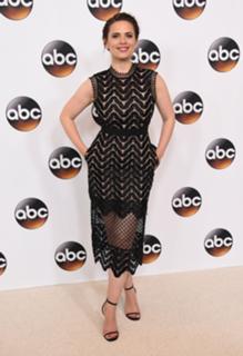 Hayley Atwell feet photo thumbnail