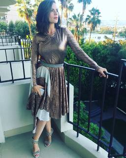 Hayley Atwell feet photo thumbnail