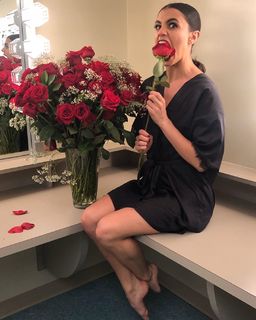 Hayley Erbert feet photo 4