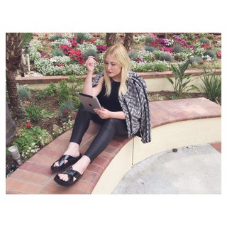 Hayley Hasselhoff feet photo 5