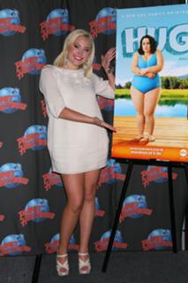 Hayley Hasselhoff feet photo 18