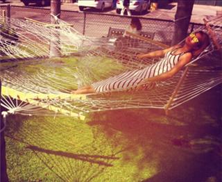 Hayley Kiyoko feet photo thumbnail