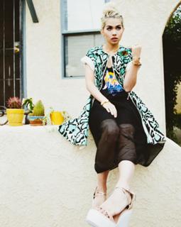 Hayley Kiyoko feet photo thumbnail