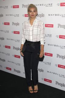 Hayley Kiyoko feet photo thumbnail