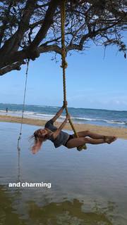 Hayley Kiyoko feet photo thumbnail