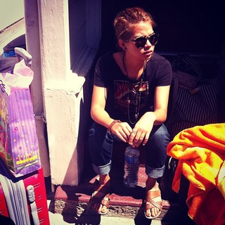 Hayley Kiyoko feet photo thumbnail