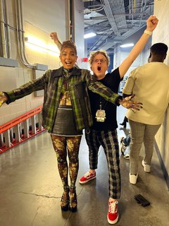 Hayley Kiyoko feet photo thumbnail