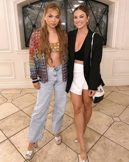 Hayley Kiyoko feet photo thumbnail