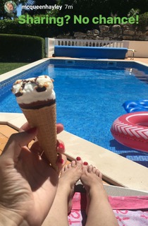 Hayley McQueen feet photo 3