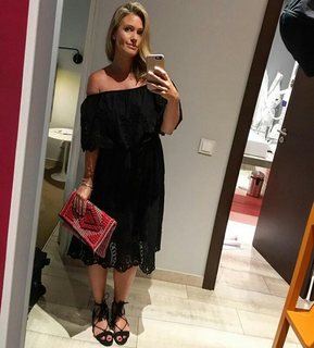 Hayley McQueen feet photo 8