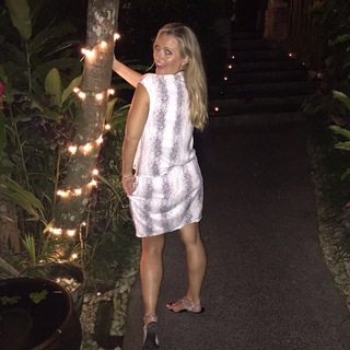 Hayley McQueen feet photo 20