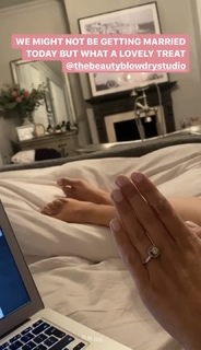 Hayley McQueen feet photo 14