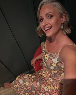 Hayley McQueen feet photo 11