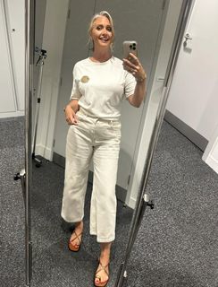 Hayley McQueen feet photo 8