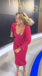 Hayley McQueen feet photo 17
