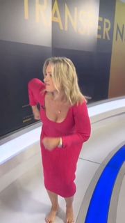 Hayley McQueen feet photo 16