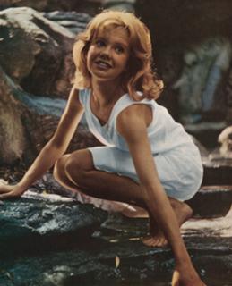 Hayley Mills feet photo 6