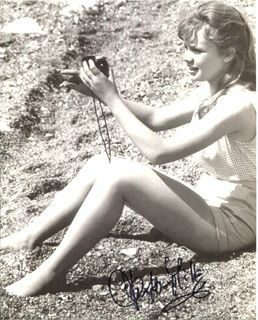 Hayley Mills feet photo 7