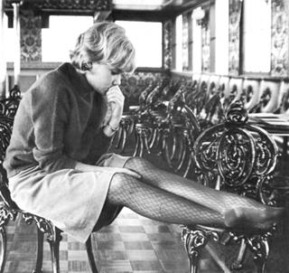 Hayley Mills feet photo 6