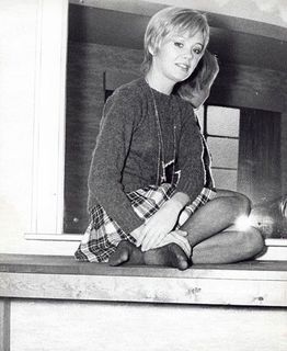 Hayley Mills feet photo 20