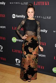 Hayley Orrantia feet photo thumbnail