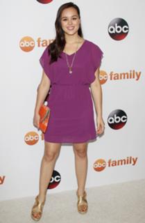 Hayley Orrantia feet photo thumbnail