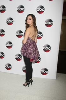 Hayley Orrantia feet photo thumbnail