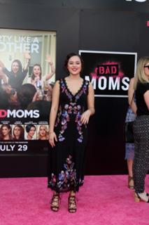 Hayley Orrantia feet photo thumbnail