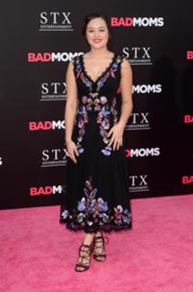 Hayley Orrantia feet photo thumbnail