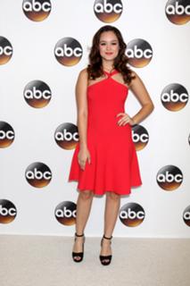 Hayley Orrantia feet photo thumbnail