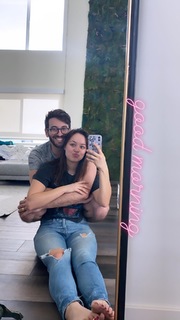 Hayley Orrantia feet photo thumbnail